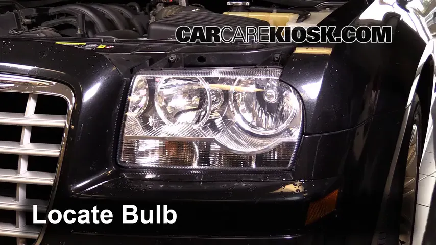 2007 Chrysler 300 2.7L V6 Lights Highbeam (replace bulb)